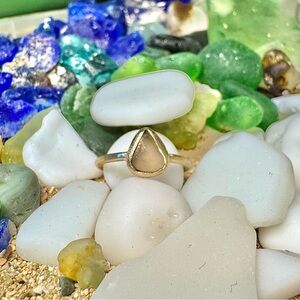 14 k Gold fill pink sea glass Ring with Elegant Design